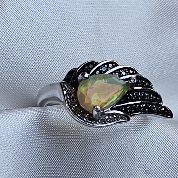 Sterling Ring Wing with Black Diamonds - Picture 3 of 3